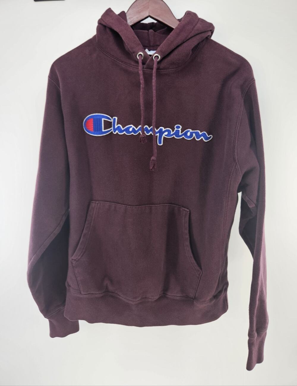 Champion Reverse Weave Men’s M Burgundy Embroidered Logo Pullover Hoodie